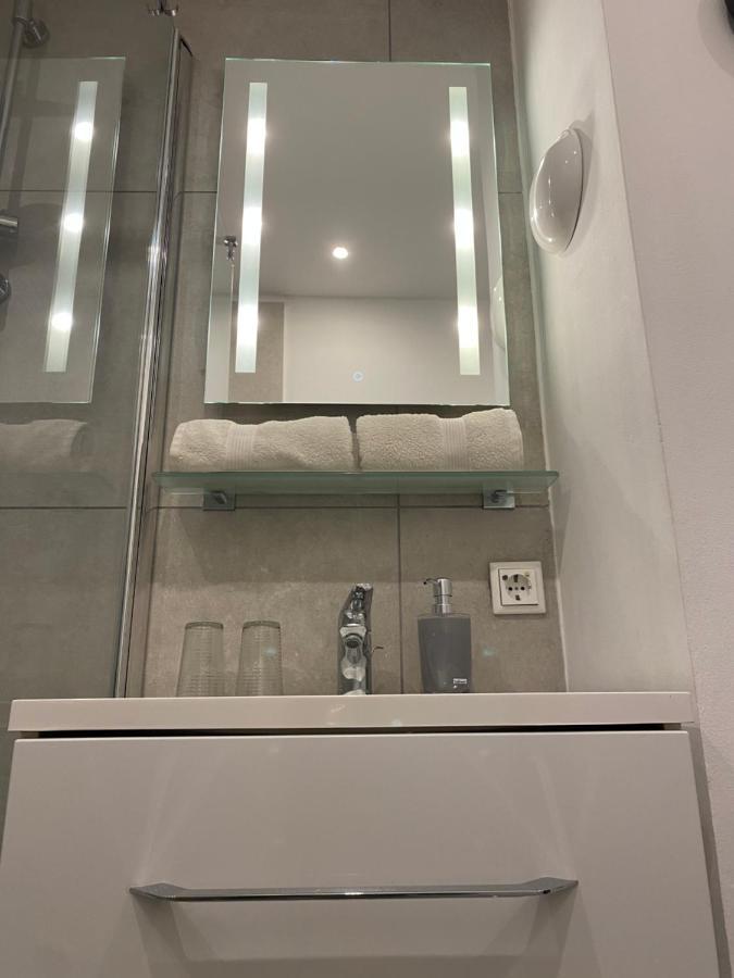 Wunderschone Zentrale Wohnung In Ratingen Esterno foto